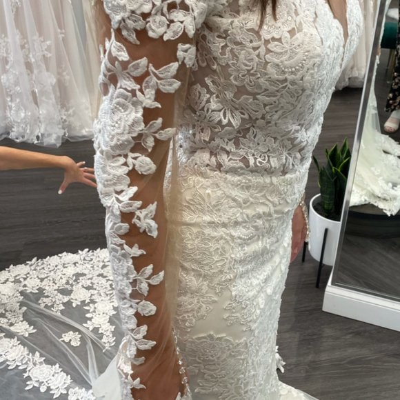 Wedding Dress- Essence of Australia - Picture 7 of 7